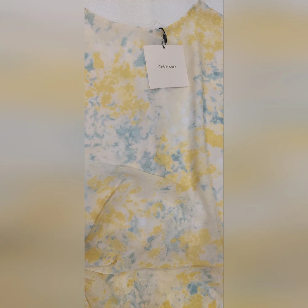 Calvin Klein Yellow and Gray Patterned Blouse - Picture 8 of 10